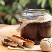 2 - Nutty Yogi Cinamonn Honey,  500 g 